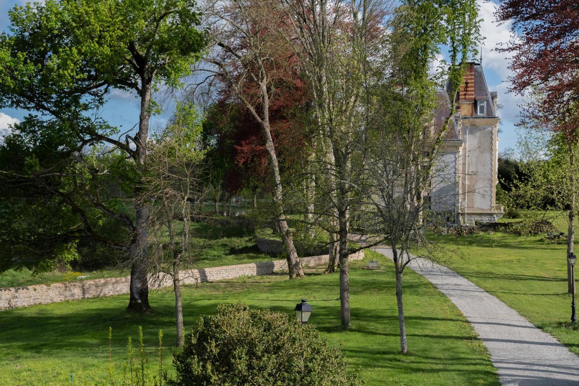 Saint-Bard Chateau De Chazelpaud المظهر الخارجي الصورة